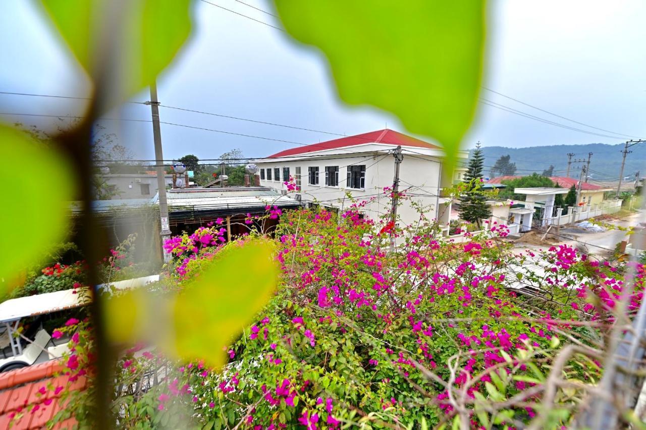 Coto Center Homestay Dao Co To Bagian luar foto